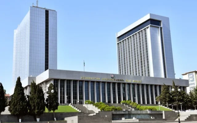 Məcburi köçkün statusu qanunvericilik çərçivəsində yenidən tənzimlənir